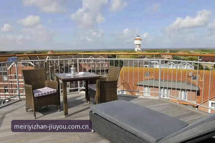 德里克·奥格贝德会成为Una Hotels的“篮板答案”吗？——从数据看雷吉亚纳的内线布局